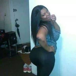 Meet your Posher, Gabriela